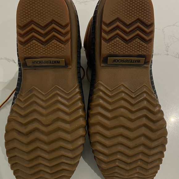 Sorel winter boots - Picture 9 of 9